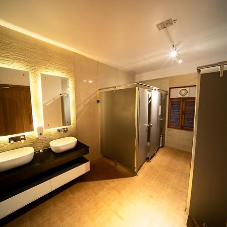 Pokhara Backpackers Hostel 外观 照片